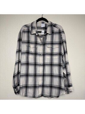 NWT GAP Womens Plaid Long Sleeve Light-Weight Flannel Shirt Black & White Size L